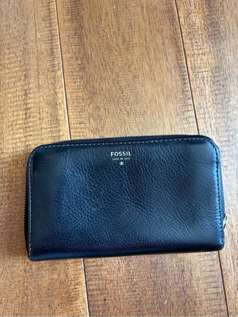 Fossil Black Leather Zip Around Wallet Organizer *Missing Zipper Pull* Some Wear